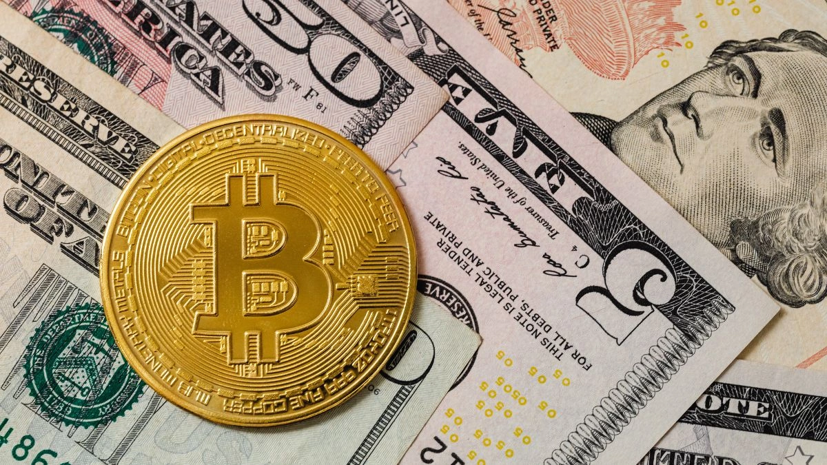 Bitcoin Holds Near $77K as Oil Surges Ahead of Fed Decision and Iran Tensions Escalate